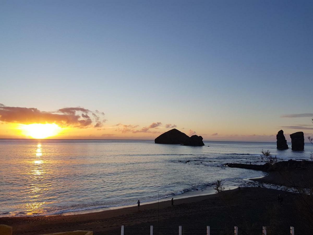 Join Our Relaxed House Near The Beach - Mosteiros Mosteiros  Εξωτερικό φωτογραφία